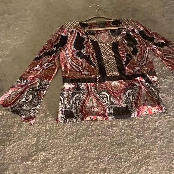 Inc International Concepts, v-neck Size XL🦋 - Picture 3 of 3